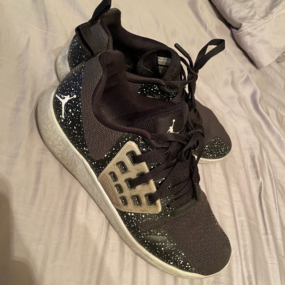 Nike Air Jordan Grind